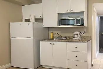 Toronto Furnished Living Apartment