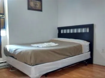 Toronto Furnished Living Apartment